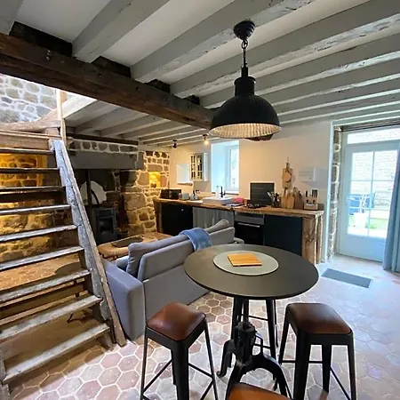 Domaine Des Tours Vauquelin Putanges