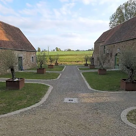 Domaine Des Tours Vauquelin 3*