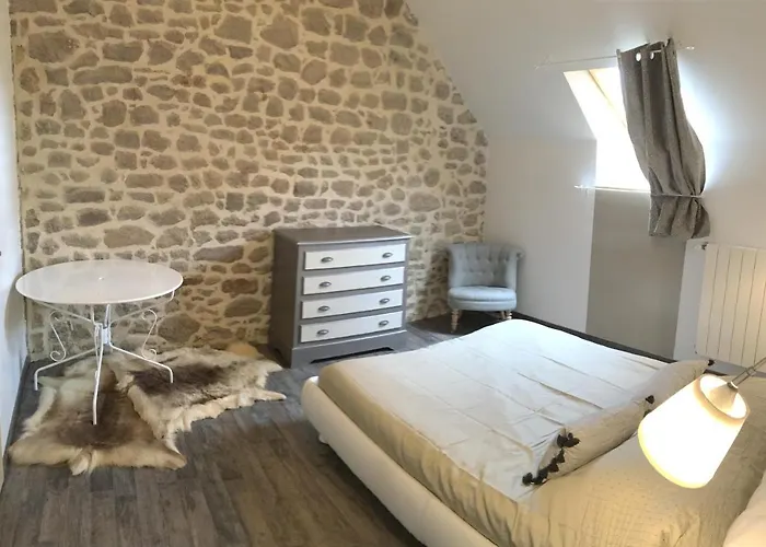 Domaine Des Tours Vauquelin Putanges