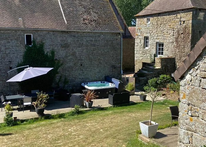 Domaine Des Tours Vauquelin 3*