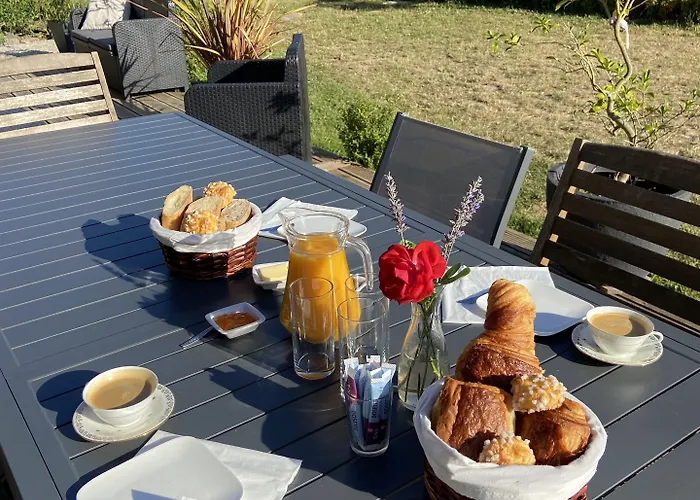 Bed & Breakfast Domaine Des Tours Vauquelin Putanges