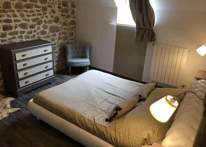 Domaine Des Tours Vauquelin 3*