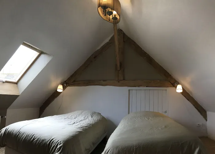 Domaine Des Tours Vauquelin 3*