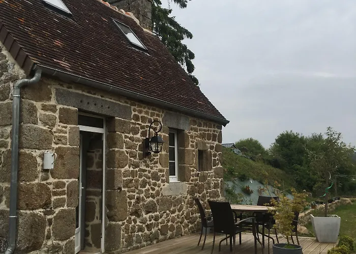 Bed & Breakfast Domaine Des Tours Vauquelin